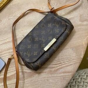 Authentic Louis Vuitton Crossbody